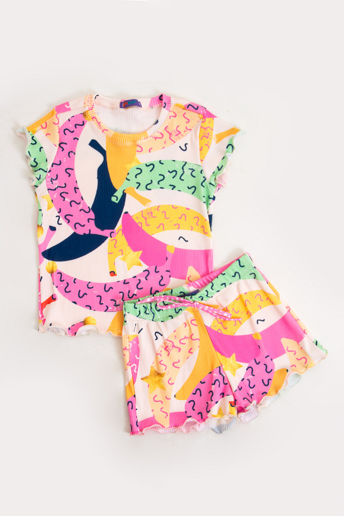 CONJUNTO MENINA BLUSA E SHORTS BANANAS