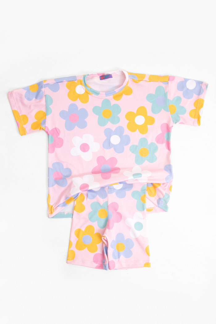 CONJUNTO MENINA CAMISETA E BIKER CANDY FLOWER
