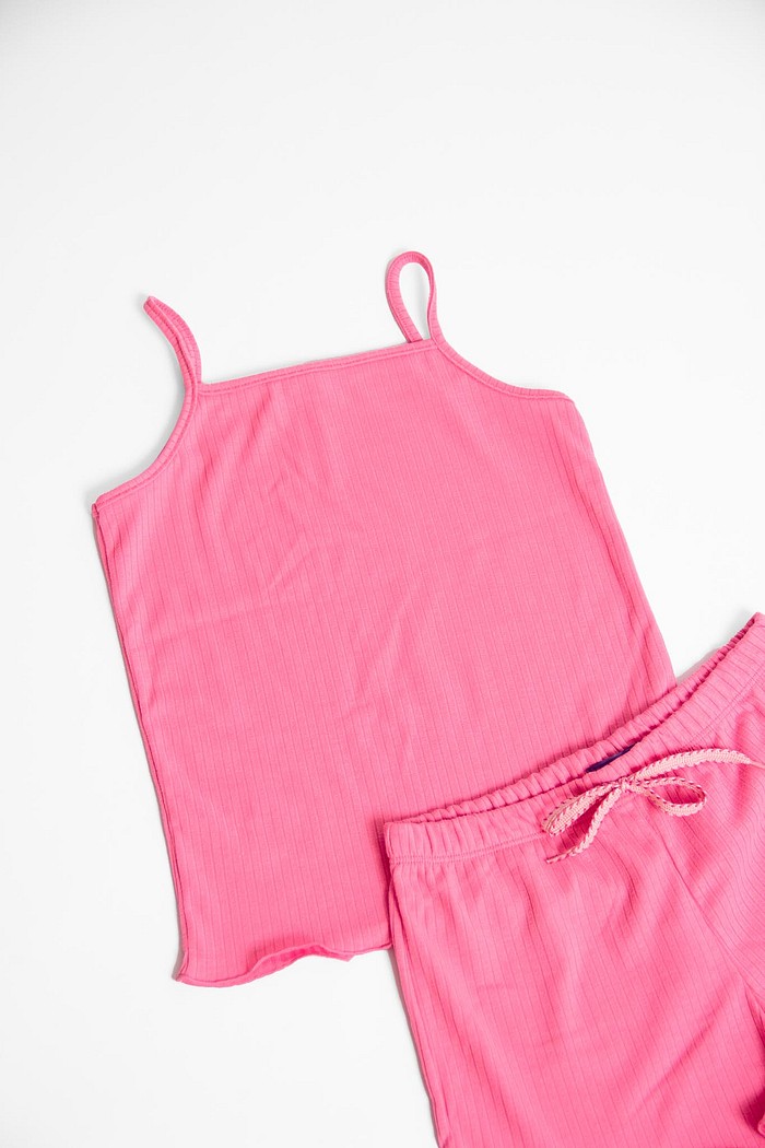 CONJUNTO MENINA BLUSA ALÇA E SHORTS ROSA