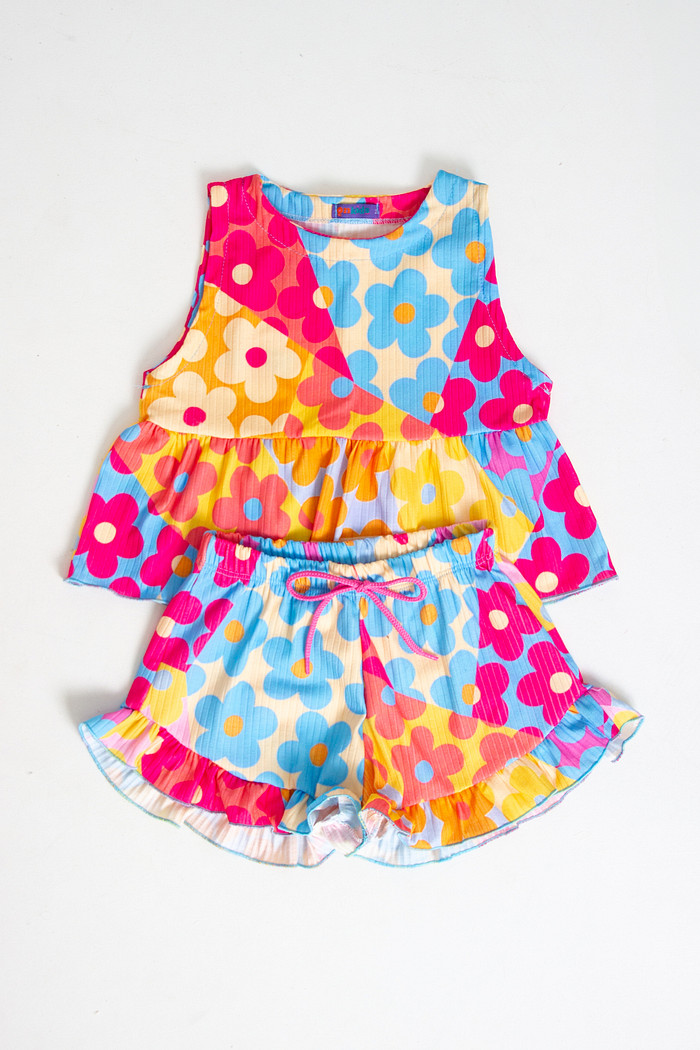 CONJUNTO MENINA BLUSA E SHORTS JARDIM ENCANTADO