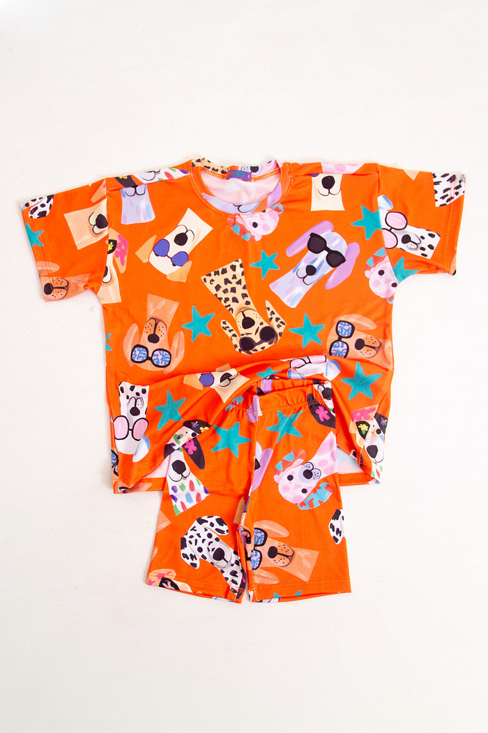 CONJUNTO MENINA CAMISETA E BIKER DOG FUN