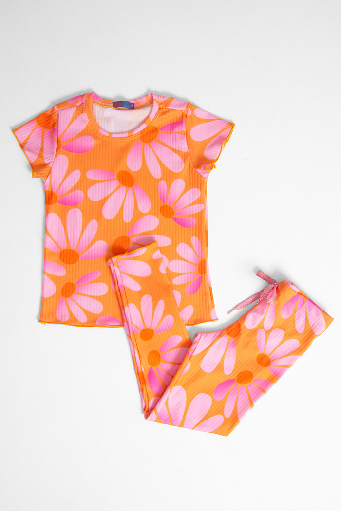 CONJUNTO MENINA BLUSA E CALÇA MARGARIDAS