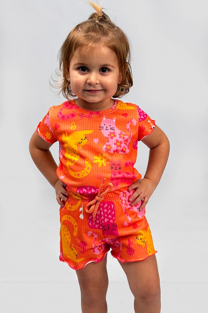 Conjunto Infantil 2 Peças Para Meninas - Camiseta E Shorts Estilosos