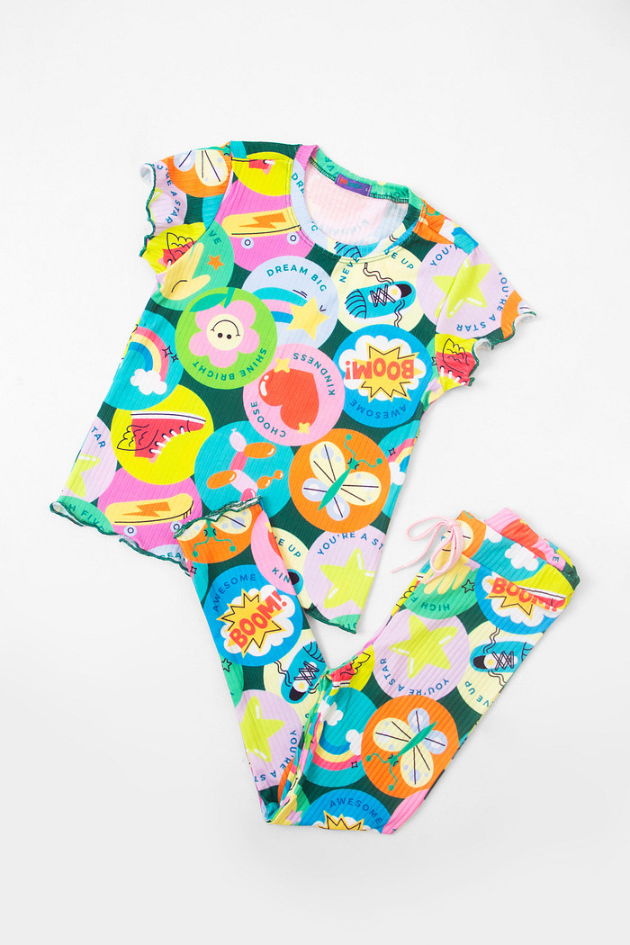 CONJUNTO MENINA BLUSA E CALÇA BOOM