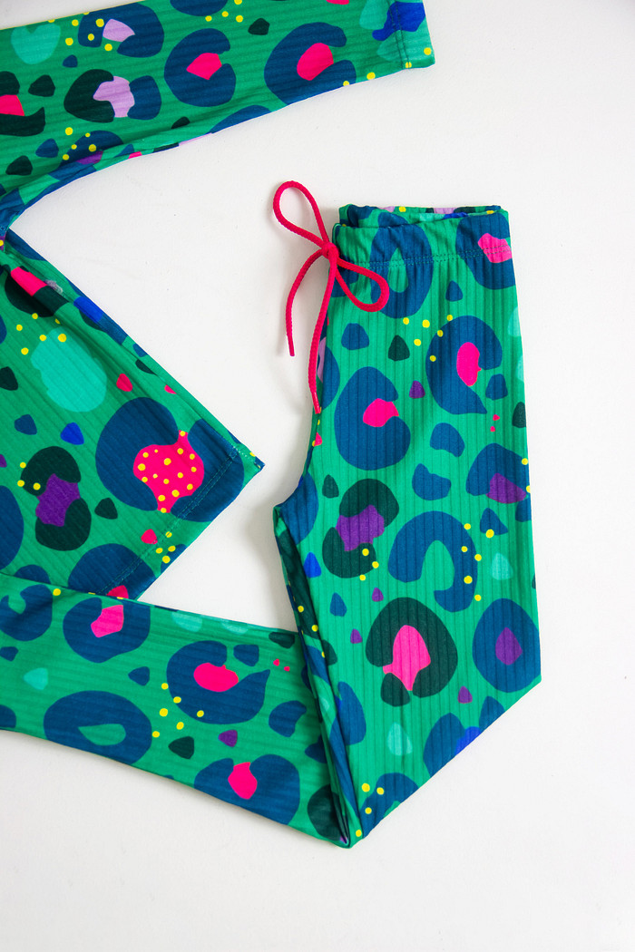 CALÇA LEGGING ONÇA VERDE