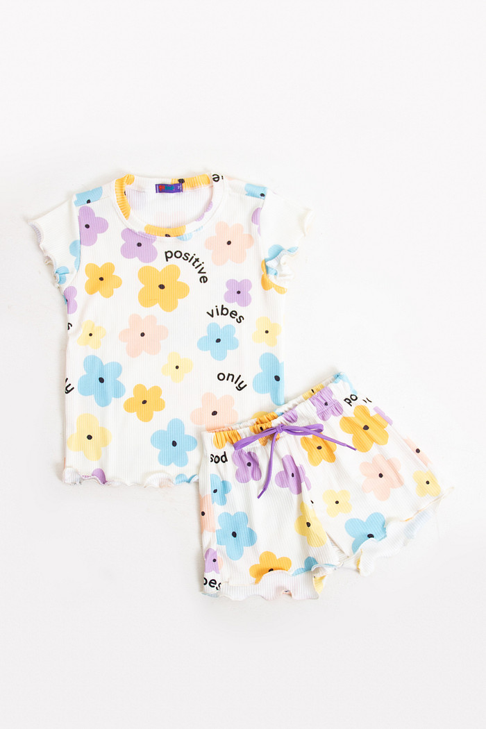 CONJUNTO MENINA BLUSA E SHORTS POSITIVE FLOWER
