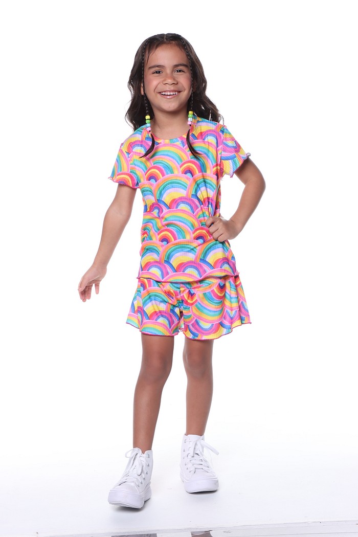 CONJUNTO MENINA BLUSA E SHORTS SAIA RAIBOW