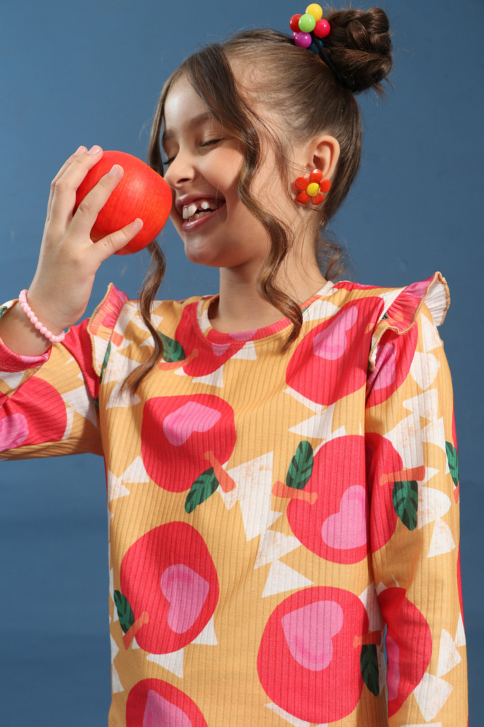 CONJUNTO CALÇA E BLUSA MAÇÃS