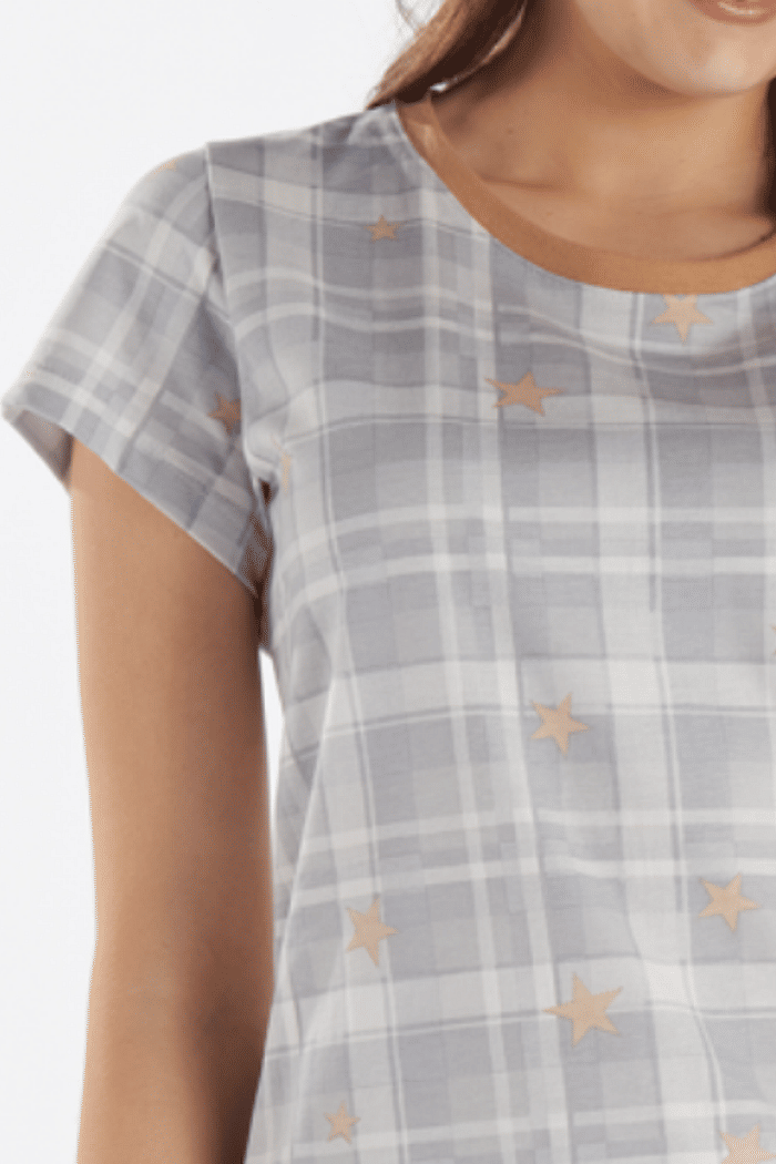 PIJAMA MEIA MANGA COM SHORTS EM MALHA ROTATIVA FEMININO