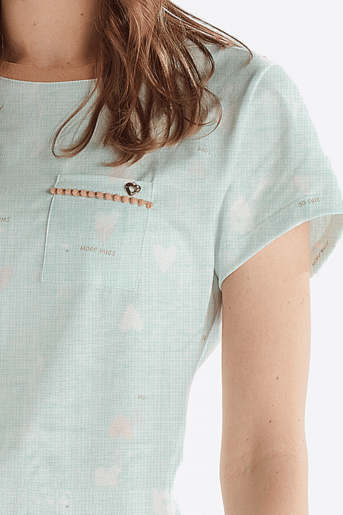 PIJAMA MEIA MANGA COM SHORTS EM MALHA ROTATIVA FEMININO 