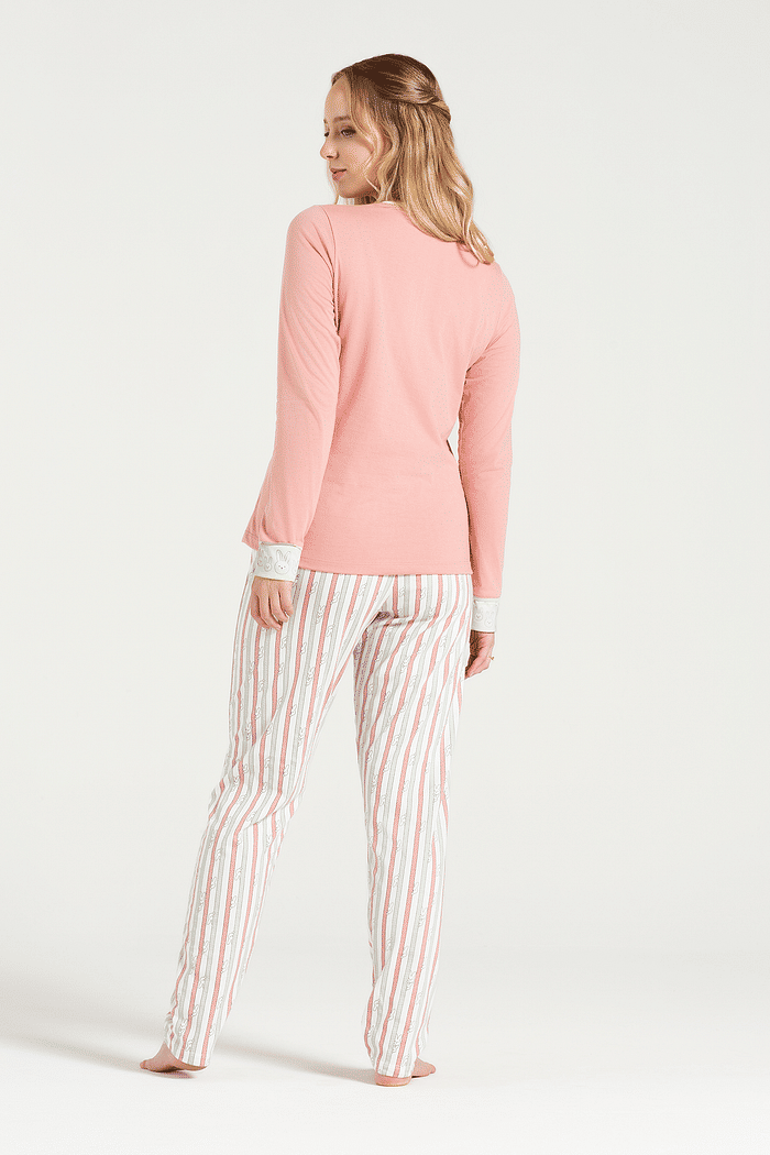 PIJAMA MANGA LONGA EM MEIA MALHA COM CALCA EM MALHA ROTATIVA FEMININO 
