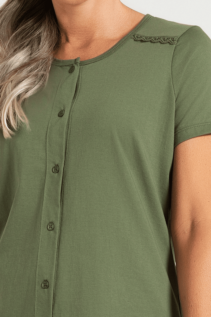 PIJAMA MEIA MANGA ABERTURA FRONTAL EM MEIA MALHA COM BERMUDA EM MALHA ROTATIVA FEMININO 