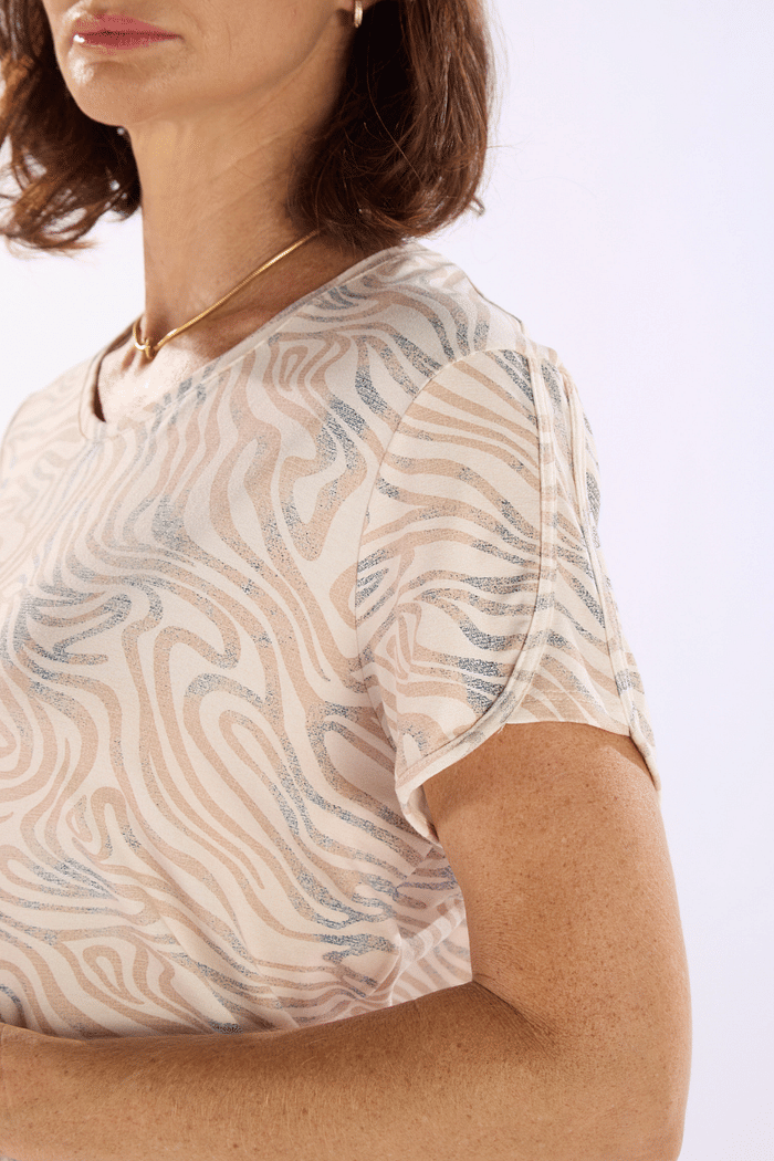 PIJAMA MEIA MANGA EM VISCOLYCRA ROTATIVA COM BERMUDA EM VISCOLYCRA FEMININO