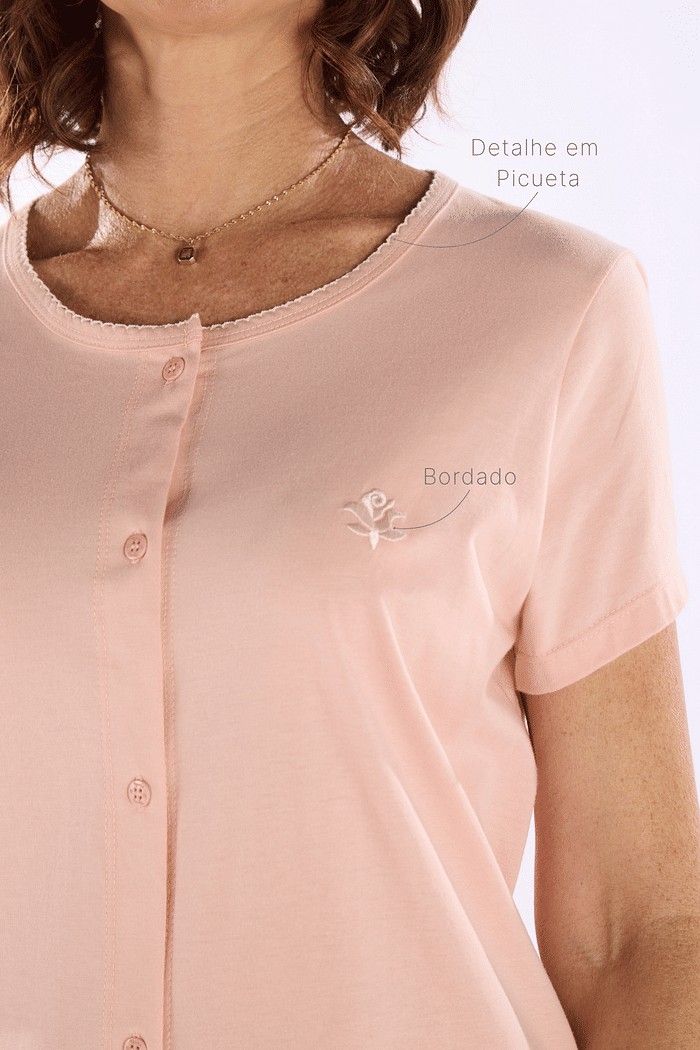 PIJAMA MEIA MANGA ABERTURA FRONTAL EM MEIA MALHA COM CAPRI EM MALHA ROTATIVA FEMININO