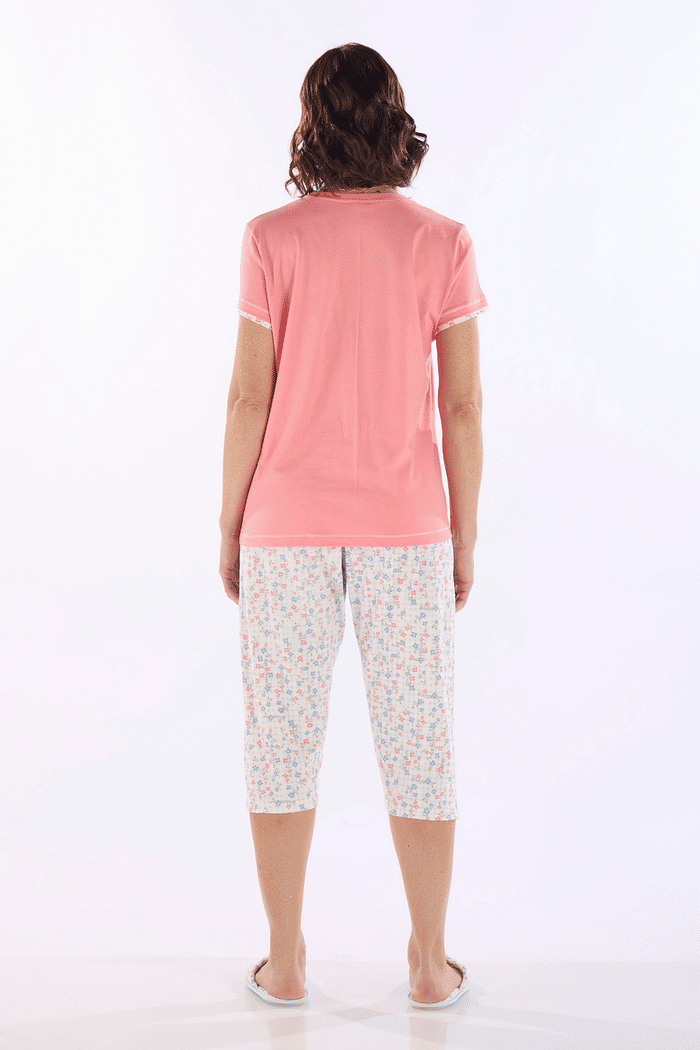 PIJAMA MEIA MANGA EM MEIA MALHA COM CAPRI EM MALHA ROTATIVA FEMININO