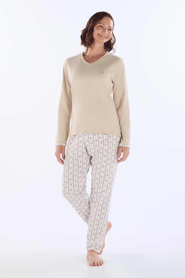 PIJAMA MANGA LONGA EM MEIA MALHA COM CALCA EM MALHA ROTATIVA FEMININO