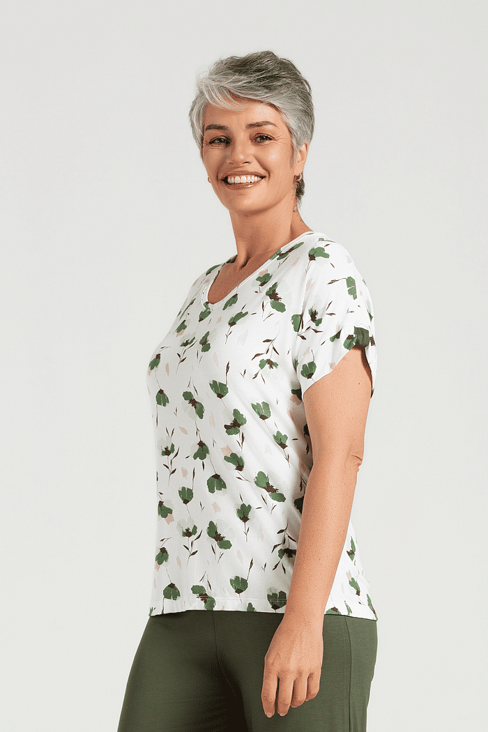 PIJAMA MEIA MANGA EM VISCOLYCRA ROTATIVA COM CAPRI EM VISCOLYCRA FEMININO 