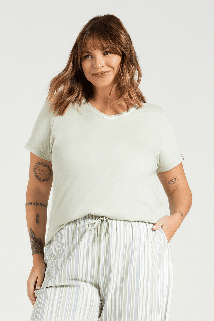 PIJAMA MEIA MANGA COM CALÇA EM MEIA MALHA PLUS SIZE FEMININO