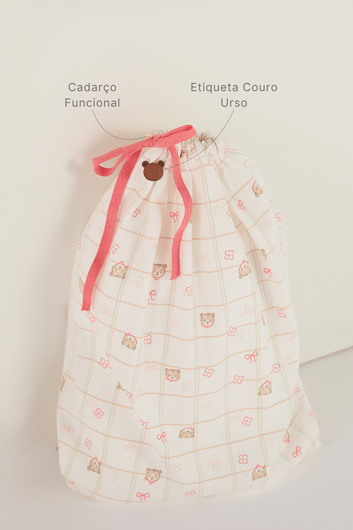 SAQUINHO DE VIAGEM EM MALHA ROTATIVA 