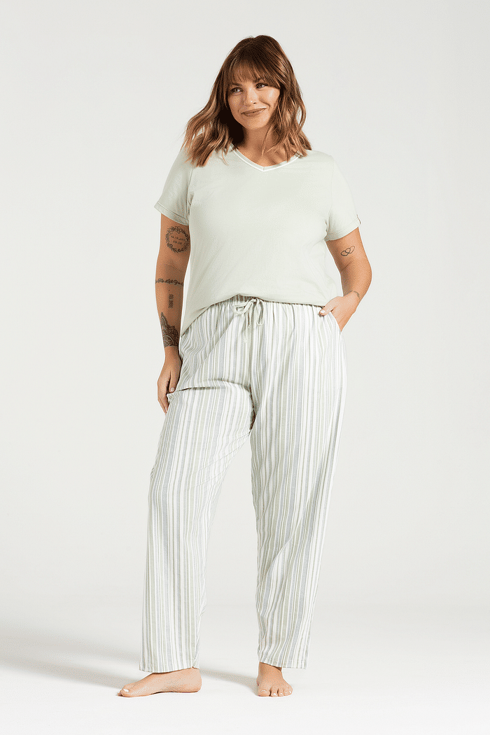 PIJAMA MEIA MANGA COM CALÇA EM MEIA MALHA PLUS SIZE FEMININO