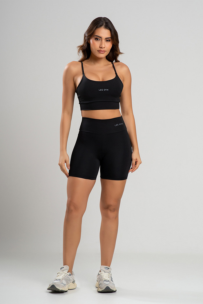 Conjunto Feminino Fitness Shorts e Top Preto