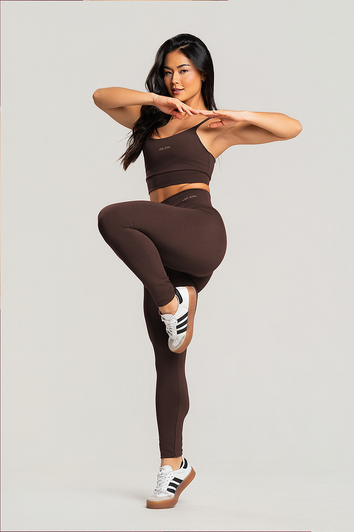 Conjunto Feminino Fitness Legging e Top Marrom