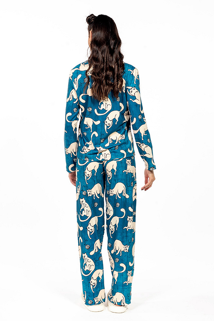 Conjunto Pijama Americano Longo Adulto Gato Brincando Novelo