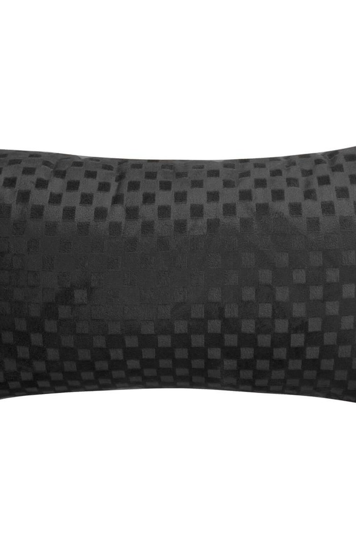 Capa de Almofada Baguete Veludo Liso Texturizada Xadrez 25cm x 42cm - Preto