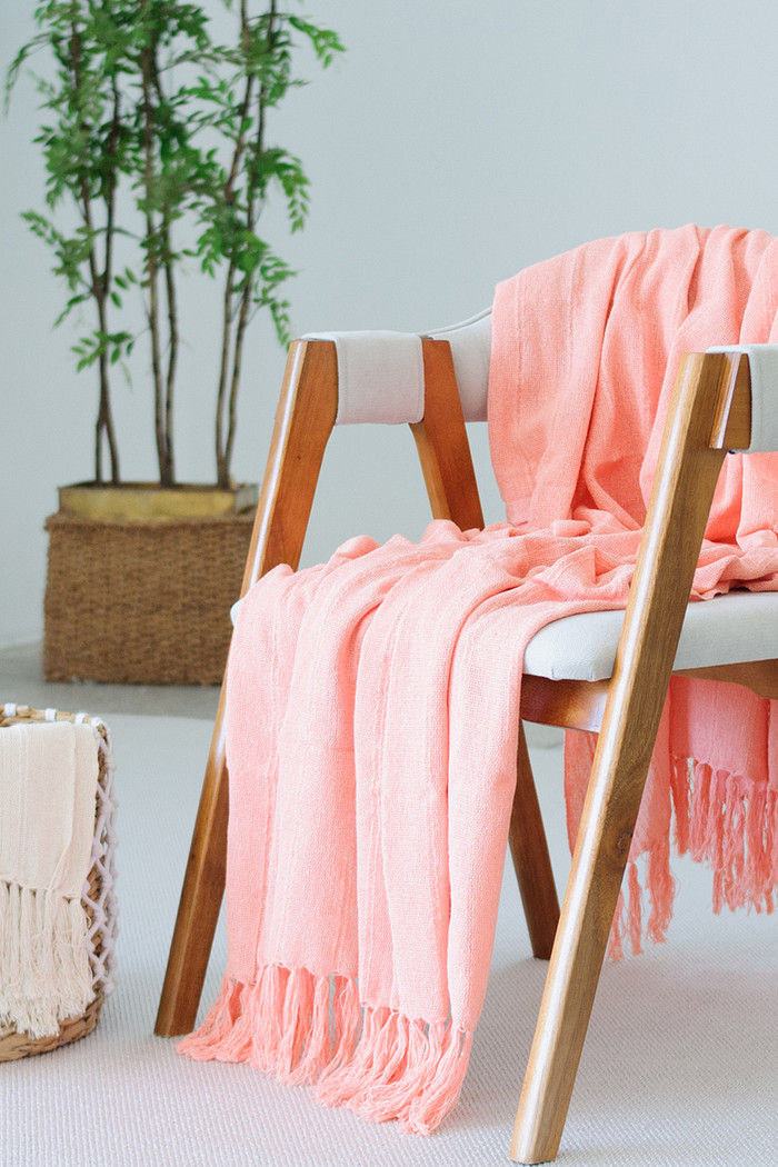 Manta De Sofá Artesanal Adele 150x200 Salmão Iogurte