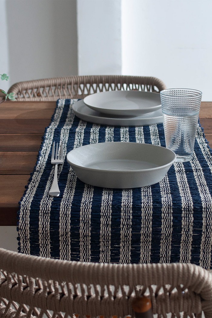 Trilho de Mesa em Algodão Lace Marinho 1,50m