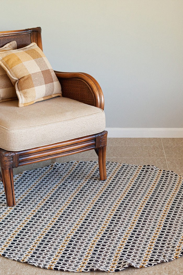 Tapete para Sala de Algodão Indiano Preto e Mostarda Color Redondo 2,0m