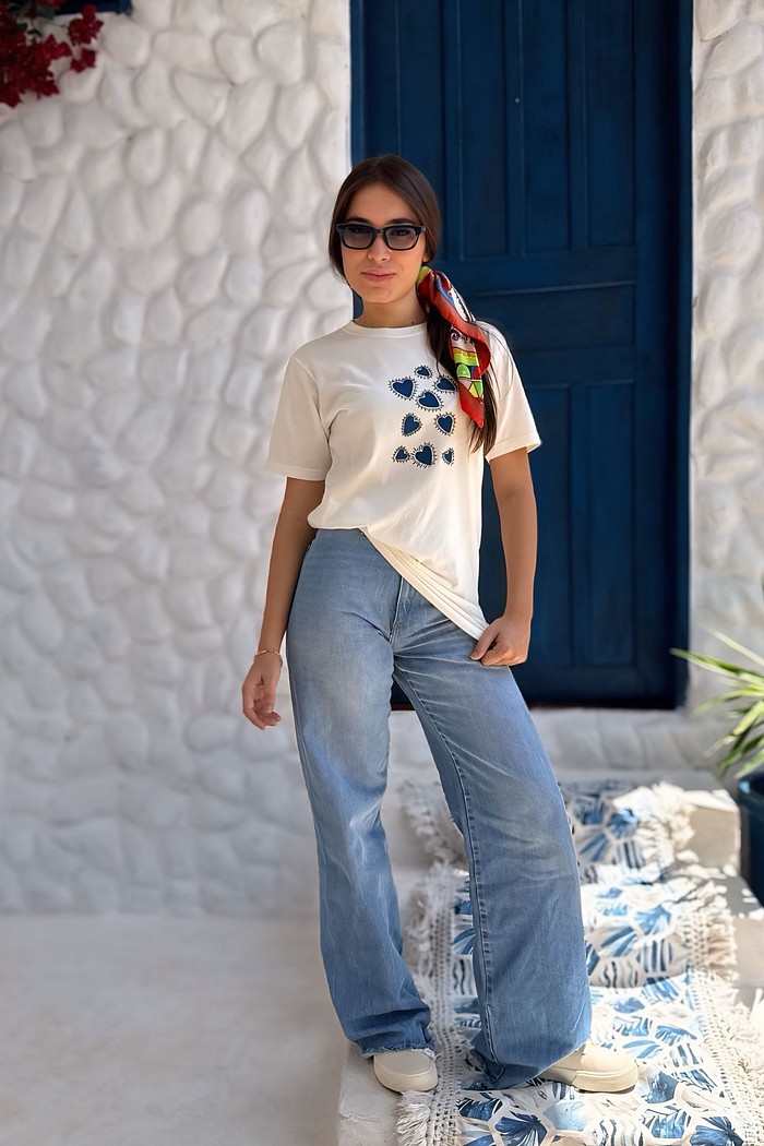 T-shirt corações azul