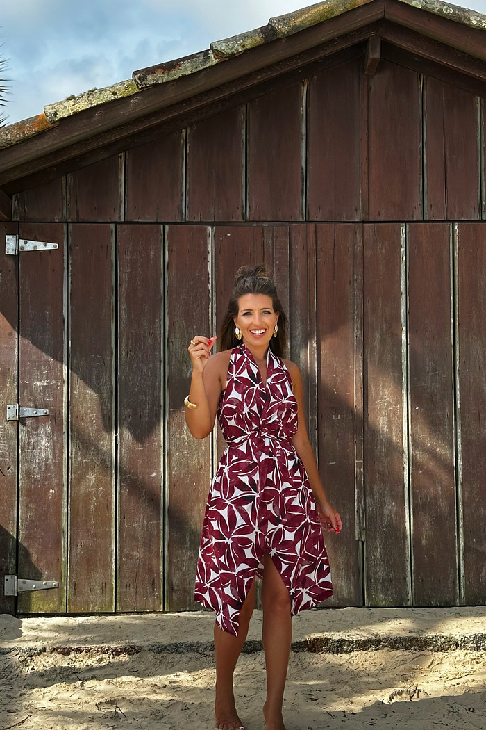 Saída 1001 formas curta  floral bordô