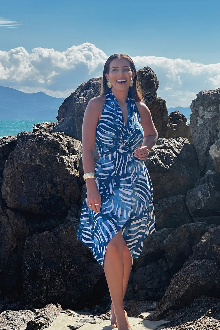 Saída 1001 formas curta costa azul