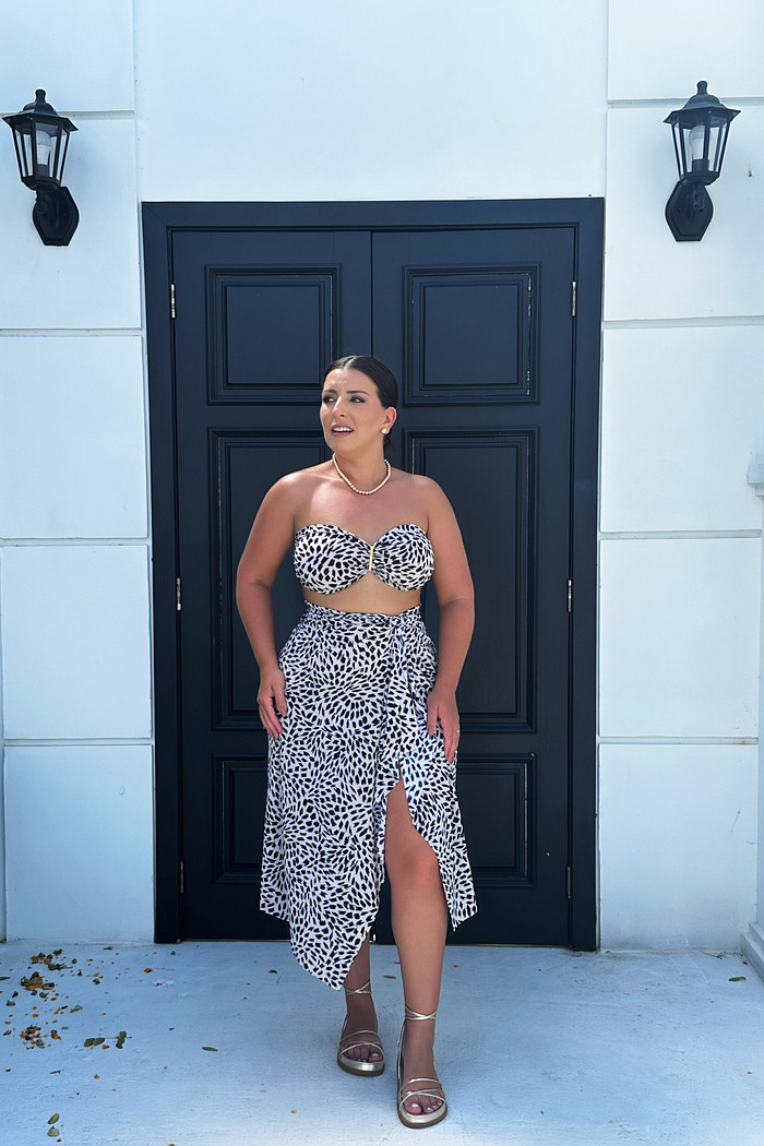 Conjunto saída 1001 formas curto & top Chuvisco off