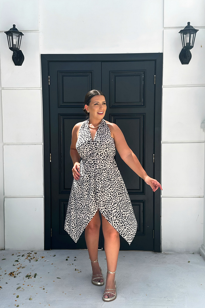 Saída 1001 formas curta Chuvisco off