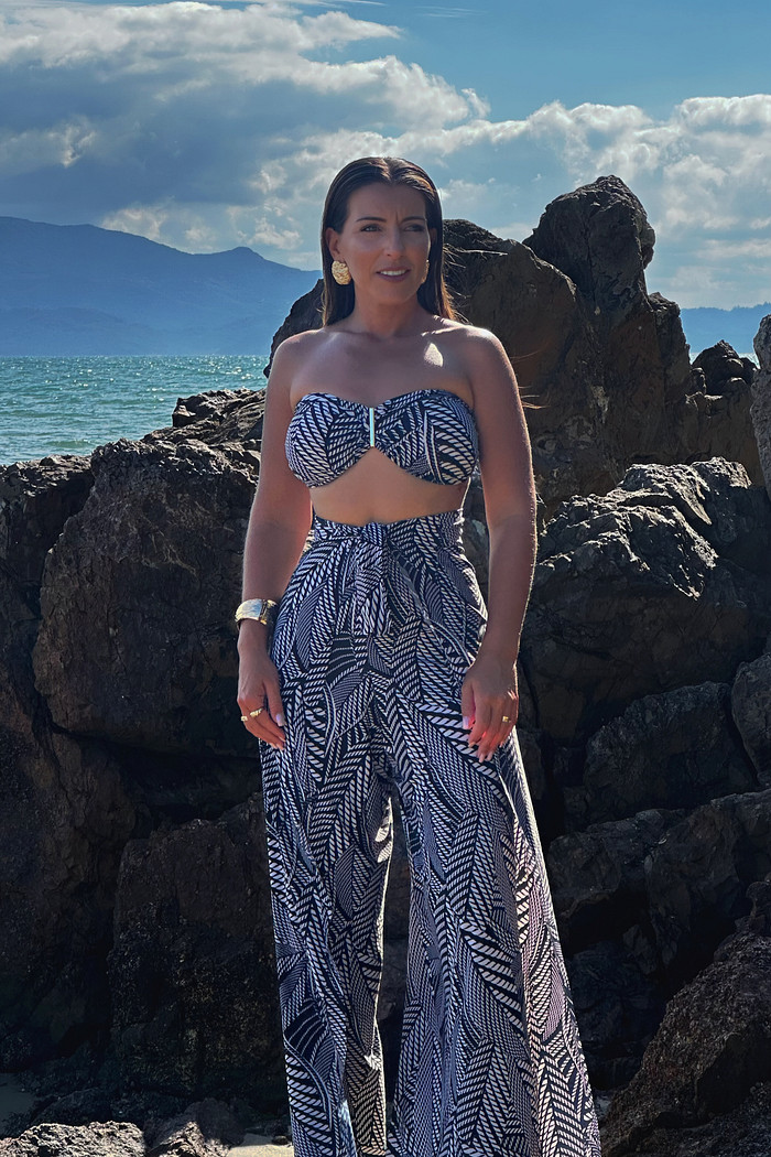 Conjunto calça macacão cordas preta