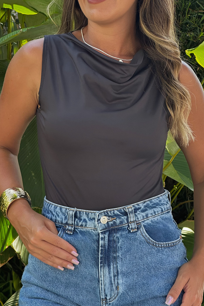 Blusa Gola Boba Preto