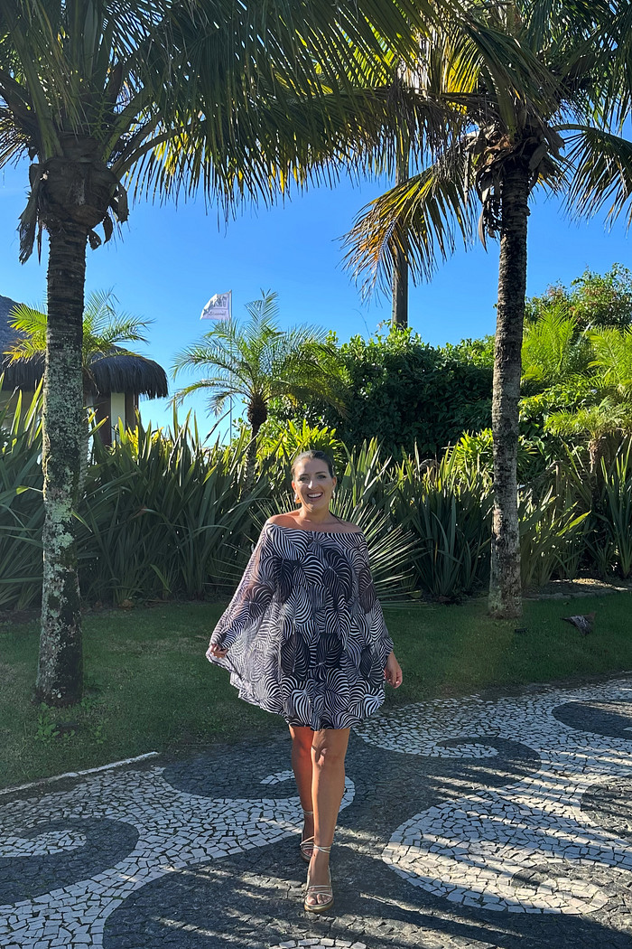 Bata em tule & top correntezas