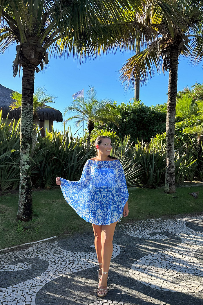 Bata em tule & top azulejos