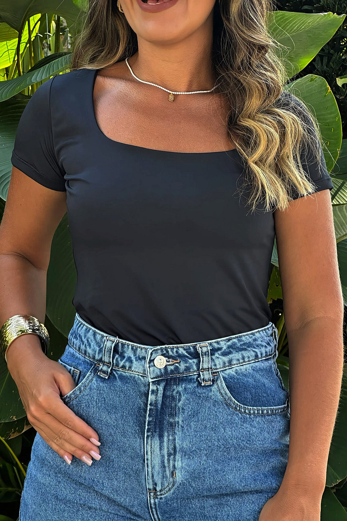 Blusa Manguinha preta