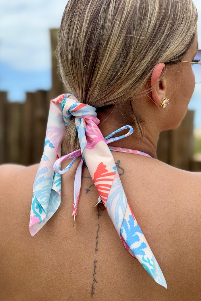 LENÇO PEQUENO HELENA CORTE A LASER