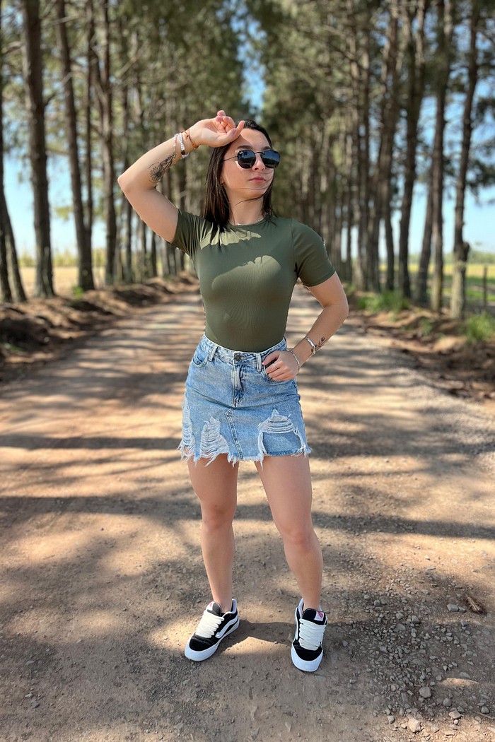 BODY LARISSA MANGA CURTA