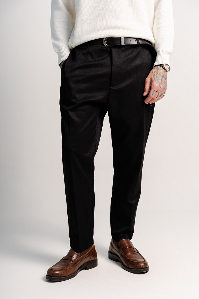 CALÇA RETA ALFAIATARIA PRETA