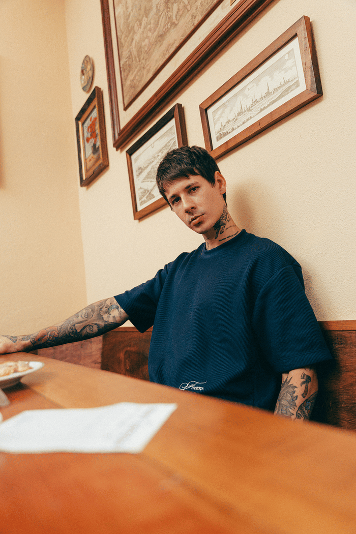 CAMISETA OVERSIZED EVIDENCE AZUL