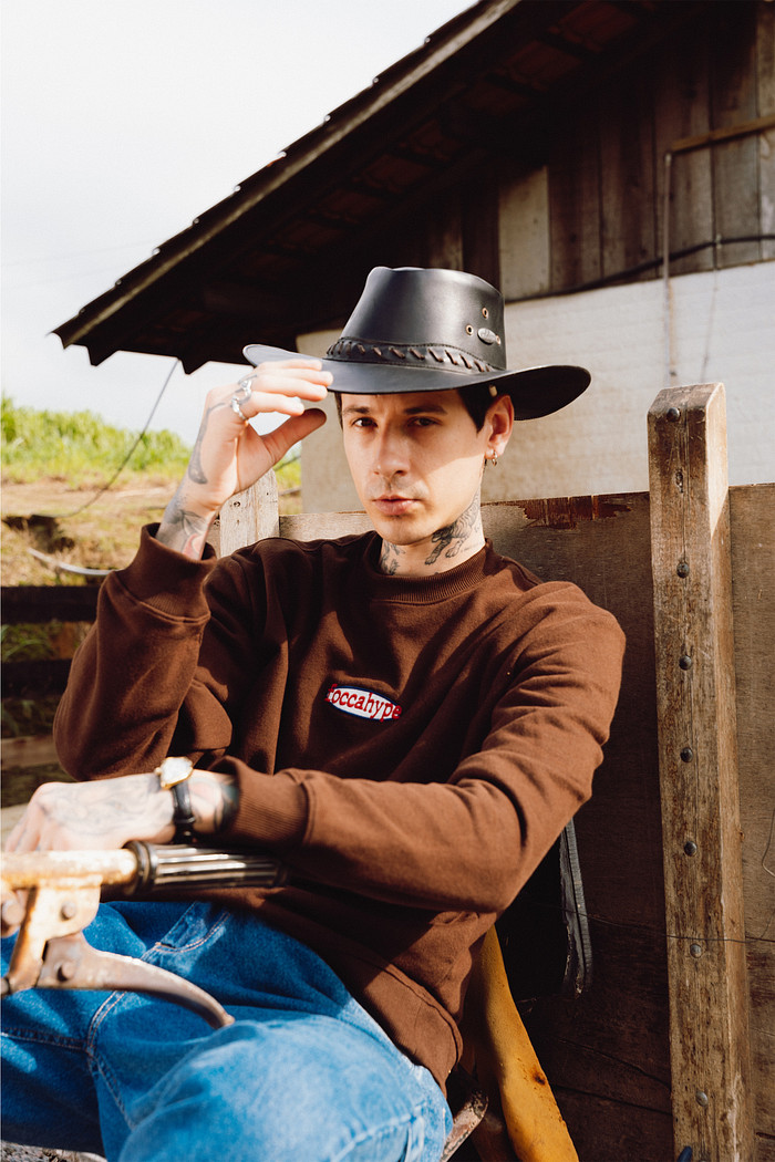 MOLETOM CARECA FOCCA HYPE MARROM