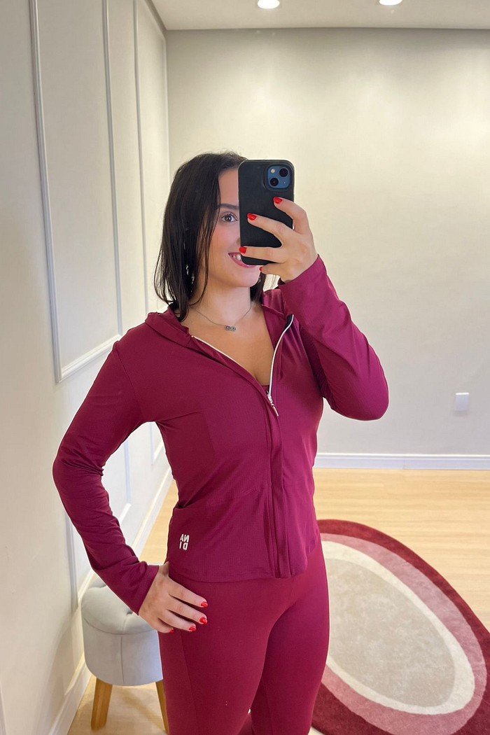 jaqueta capuz aerodry uv50 vinho