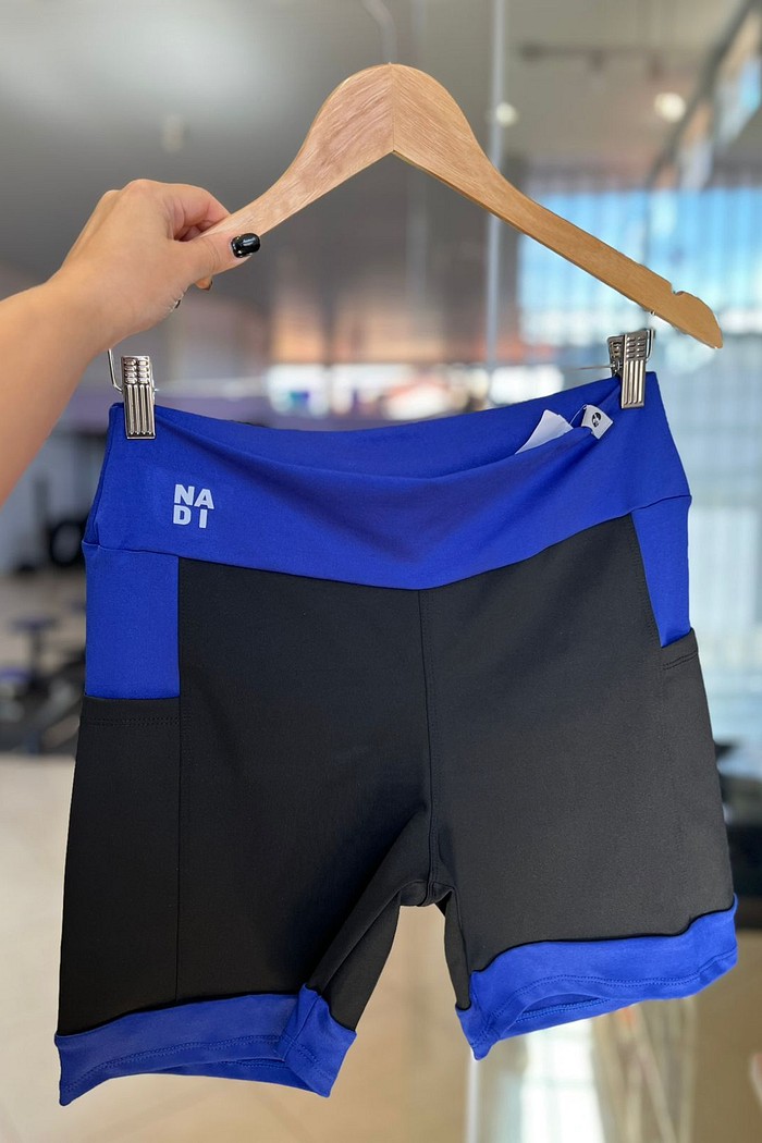 bermuda bolso lateral azul