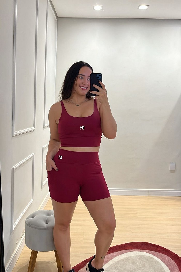 conjunto thalia vinho