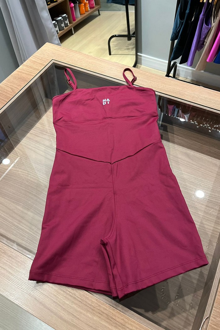 macaquinho luana vinho